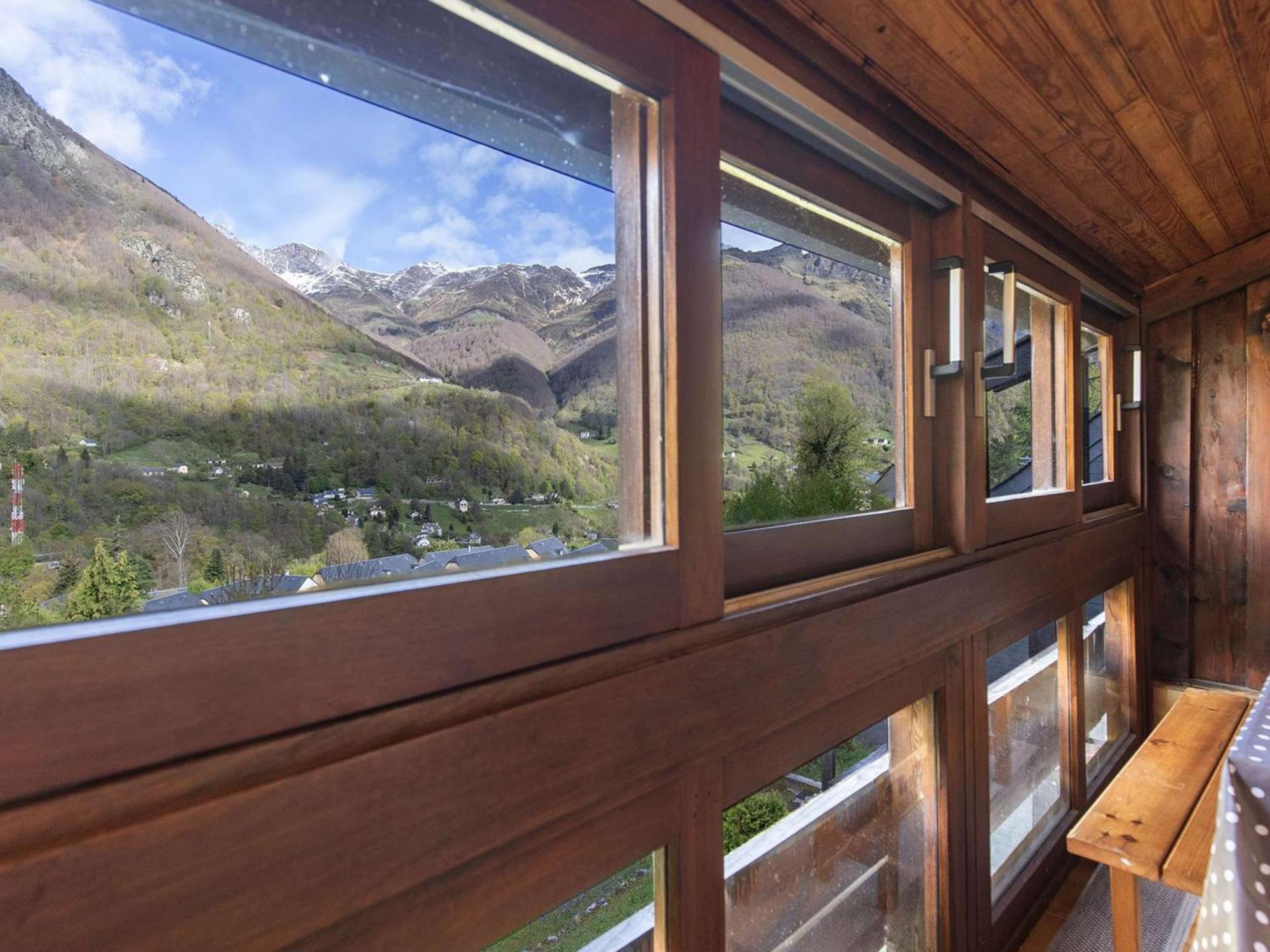 T2 Renove Avec Terrasse, Parking Prive, Local Velos A Cauterets - Fr-1-401-290 Ngoại thất bức ảnh